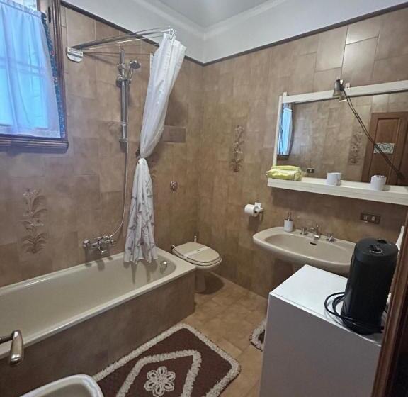 带共用浴室的标准房间, B&b Relax