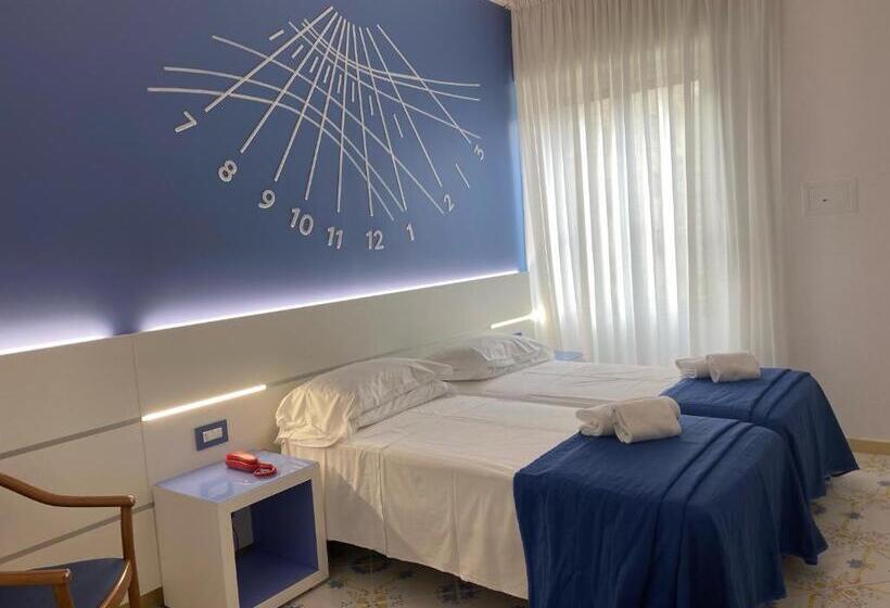 غرفة قياسية, La Meridiana