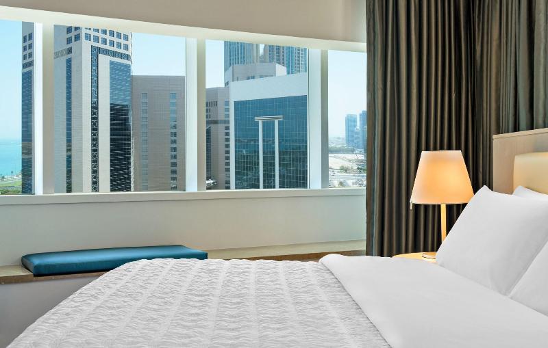 Номер Deluxe Вид на Море, Le Royal Méridien Abu Dhabi