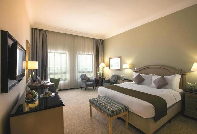 اتاق سوپریور با تخت بزرگ, Mövenpick Hotel Doha