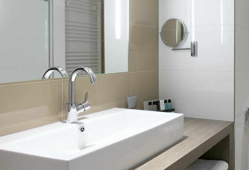 Comfort Single Room, Van Der Valk Hotel Haarlem