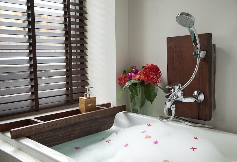 스위트, Srilanta Resort And Spa