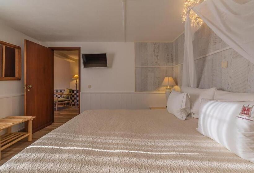 سوییت با استخر, Villas D. Dinis  Charming Residence
