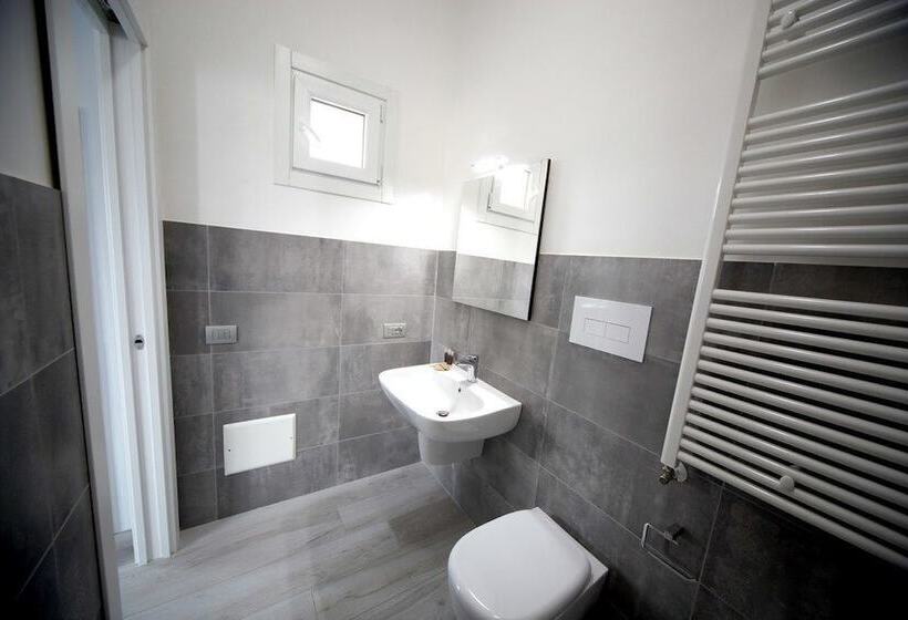 デラックスルーム, Soho B&b