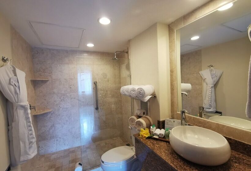 سوییت لوکس, Canto Del Sol Puerto Vallarta All Inclusive