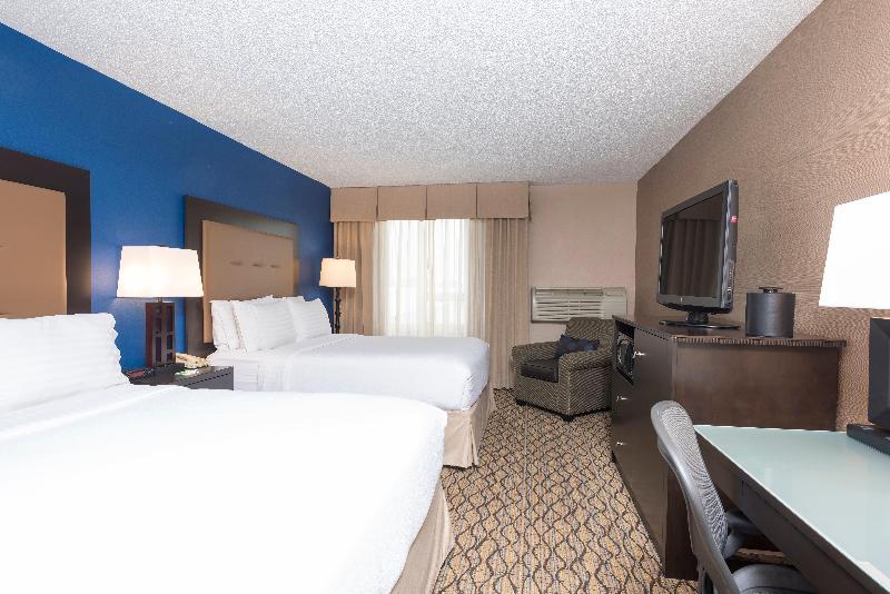 سوییت, Roosevelt Hotel & Suites