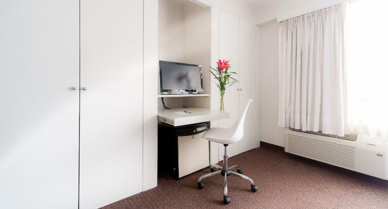 اتاق استاندارد یک نفره, Roosevelt Hotel & Suites