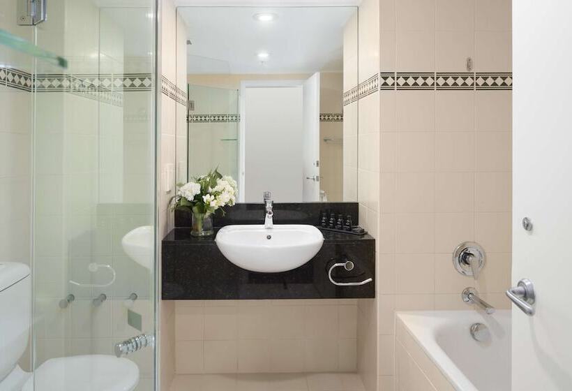 Номер Deluxe, Rydges World Square
