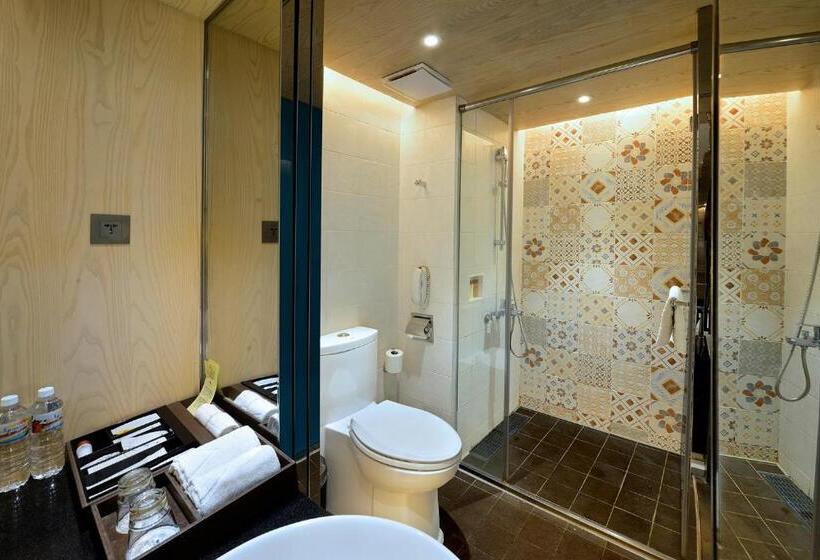 اتاق استاندارد با چشم‌انداز دریا, Chateau Beach Resort Kenting