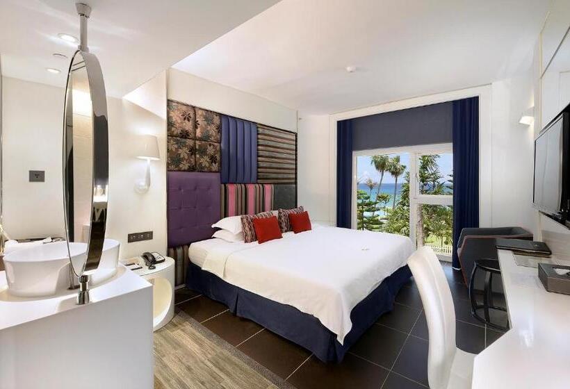 اتاق استاندارد با چشم‌انداز دریا, Chateau Beach Resort Kenting