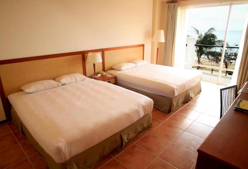 اتاق خانوادگی با چشم‌انداز دریا, Chateau Beach Resort Kenting