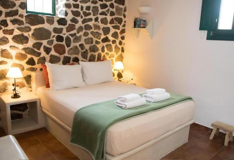 اتاق اکونومی, Costa Marina Villas