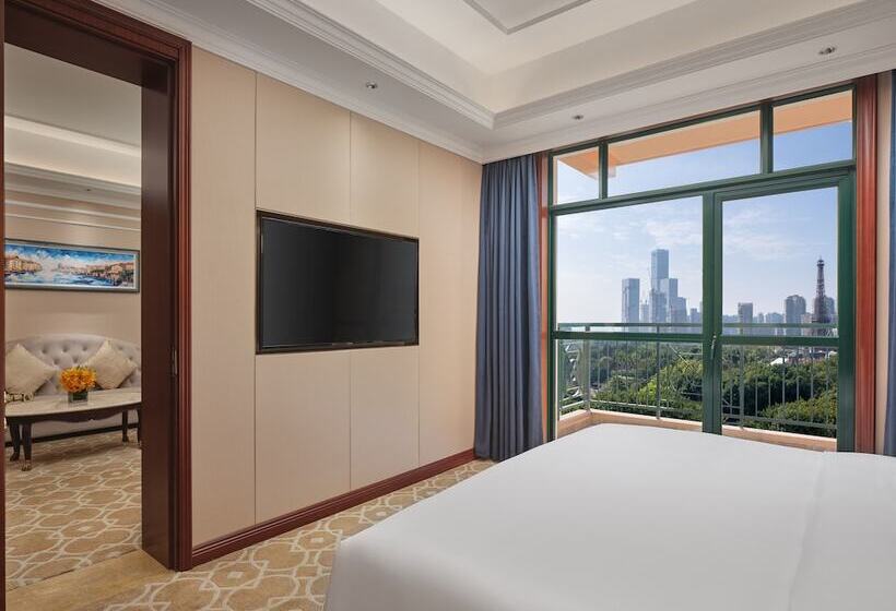سوییت, Indigo Shenzhen Overseas Chinese Town, An Ihg