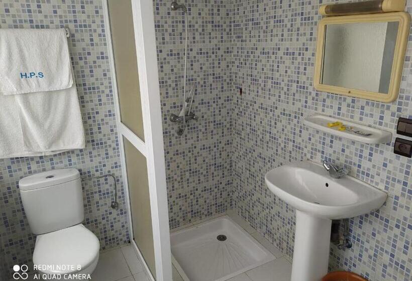 Семейный Номер, Hôtel Petite Suède