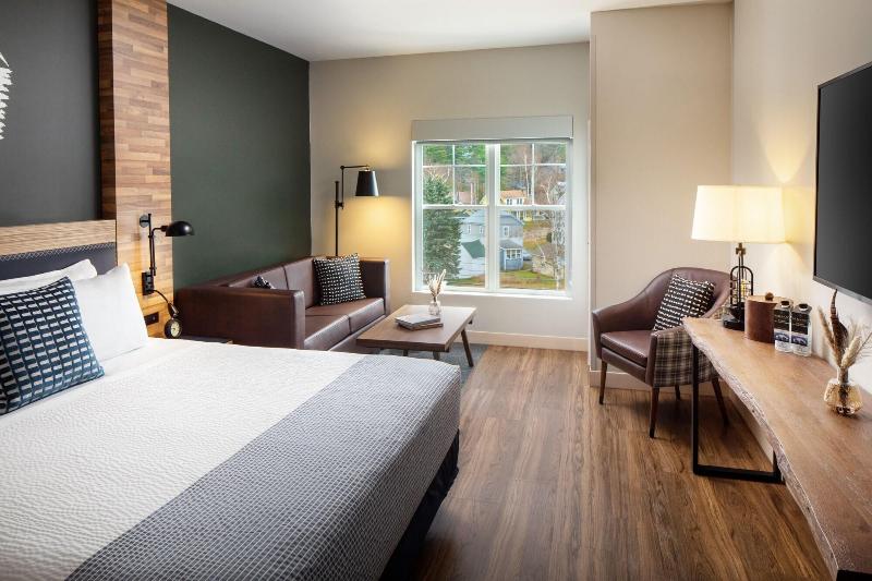 Номер Deluxe Кровать Кинг, Voco Saranac Lake Ny Waterfront, An Ihg
