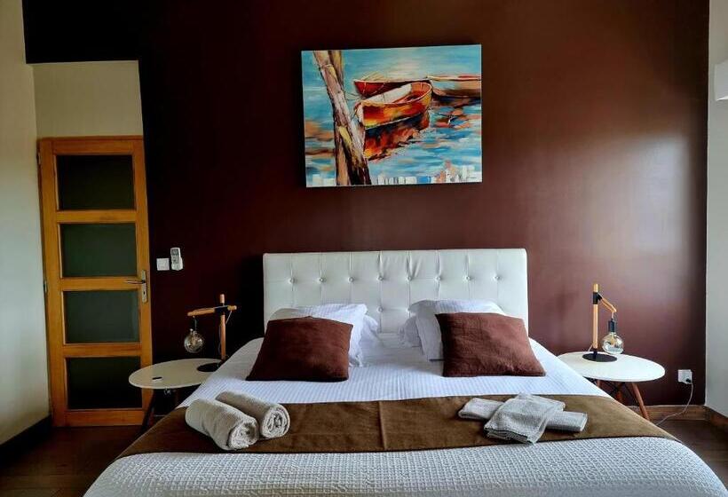 Номер Deluxe Кровать Кинг, Villa Alyzea