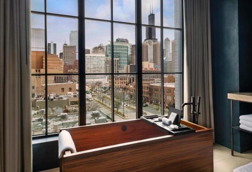 Suite Deluxe, Nobu Hotel Chicago