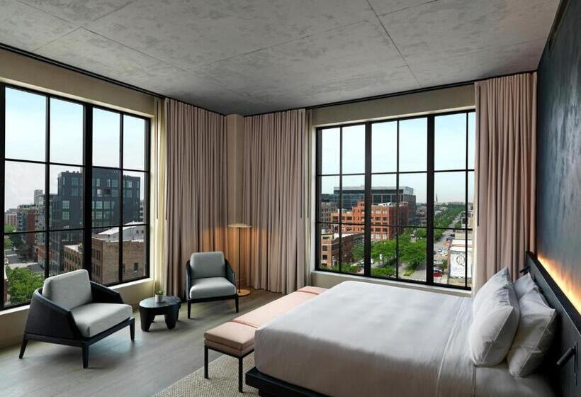 Suite Deluxe, Nobu Hotel Chicago