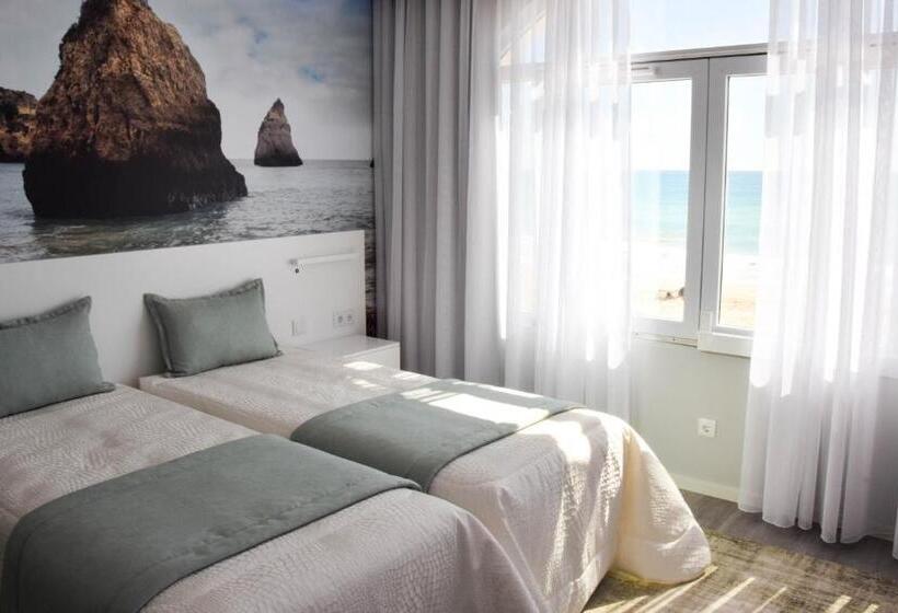 اتاق پرمیوم با چشم‌انداز دریا, Golden Beach Guest House & Rooftop Bar