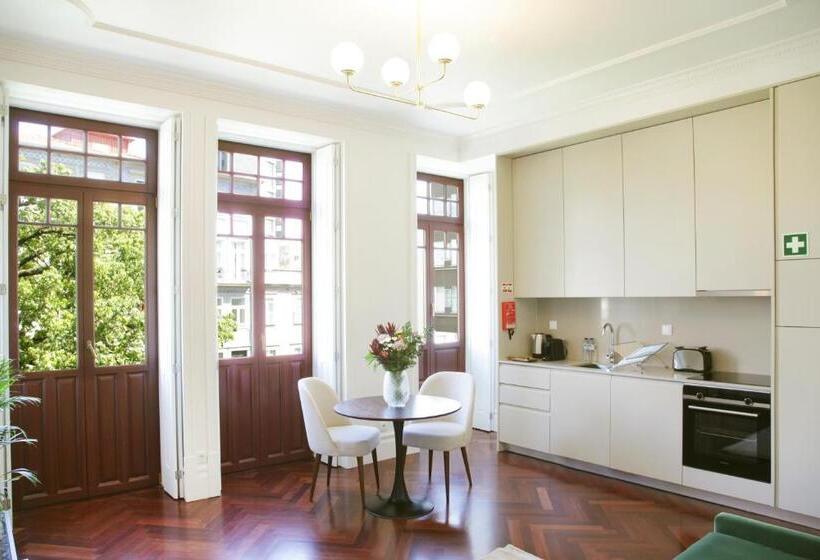 آپارتمان 1 خوابه با چشم‌انداز باغ, Trindade Premium Apartments