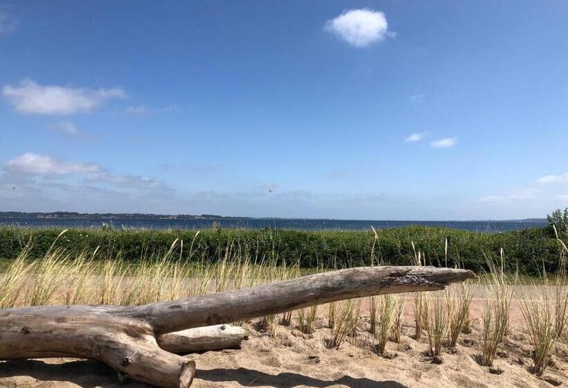 Номер Deluxe Вид на Море, Ostseestrandhausholnis