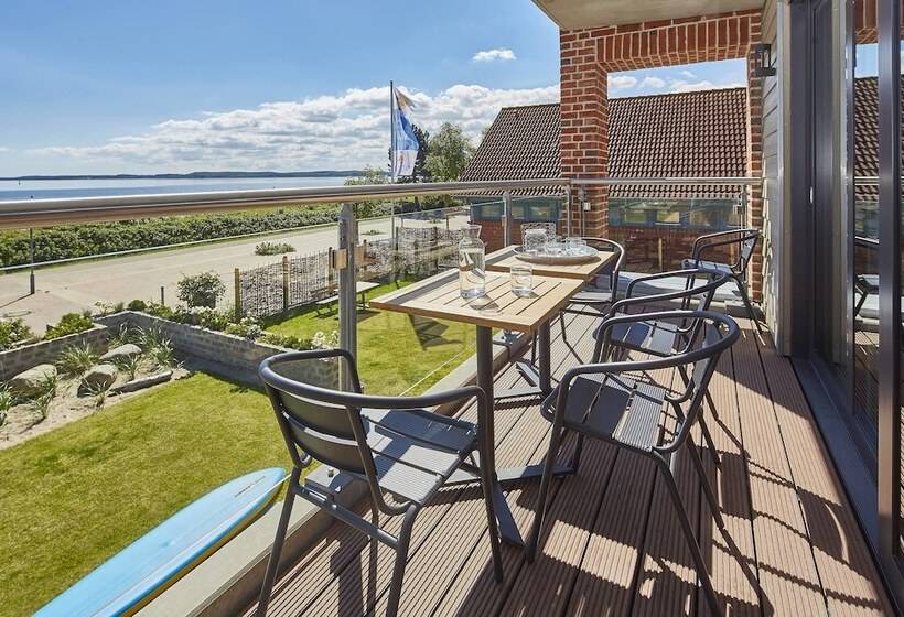 Номер Deluxe Вид на Море с Балконом, Ostseestrandhausholnis