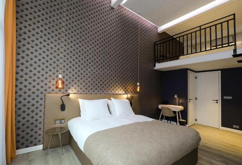 디럭스 4인 룸, Valerius BoutiqueHotel