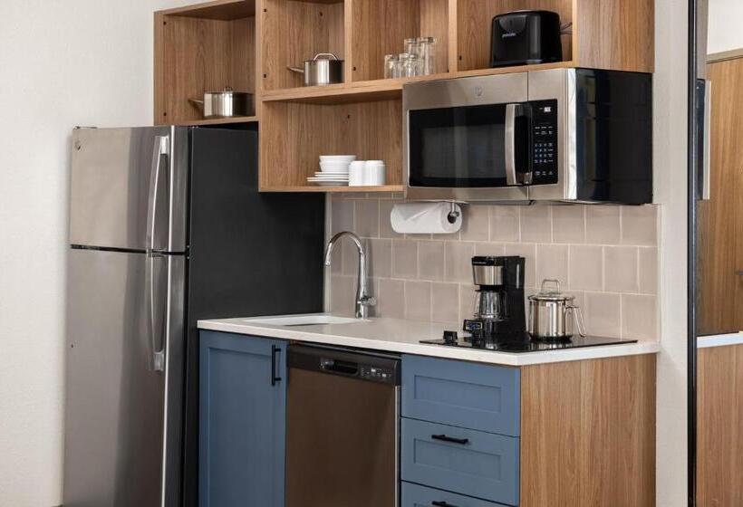 سوئیت برای معلولان, Candlewood Suites Richmond South, An Ihg