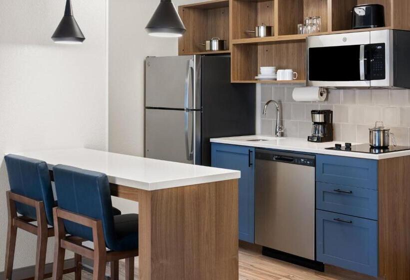 اتاق استاندارد برای معلولان, Candlewood Suites Richmond South, An Ihg
