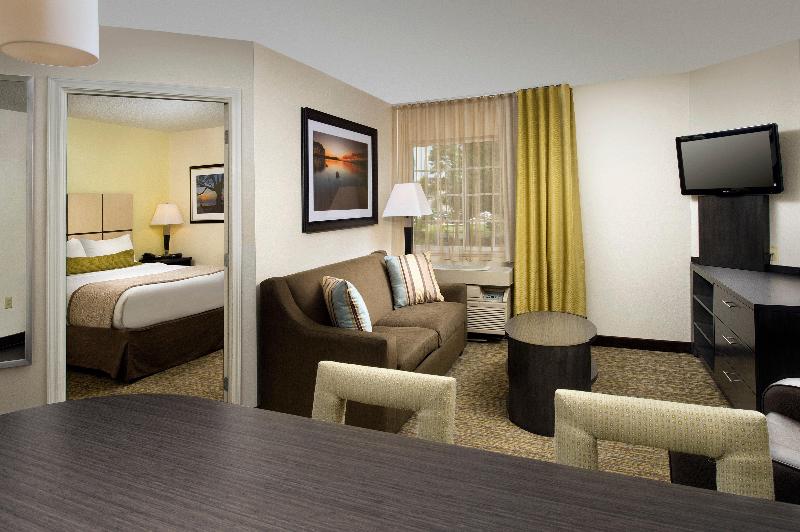 سوئیت برای معلولان, Candlewood Suites Richmond South, An Ihg