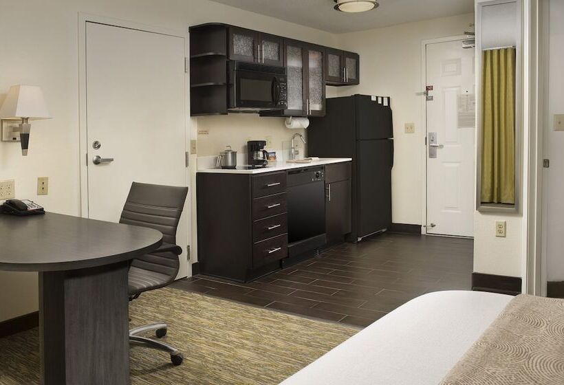 سوییت, Candlewood Suites Richmond South, An Ihg