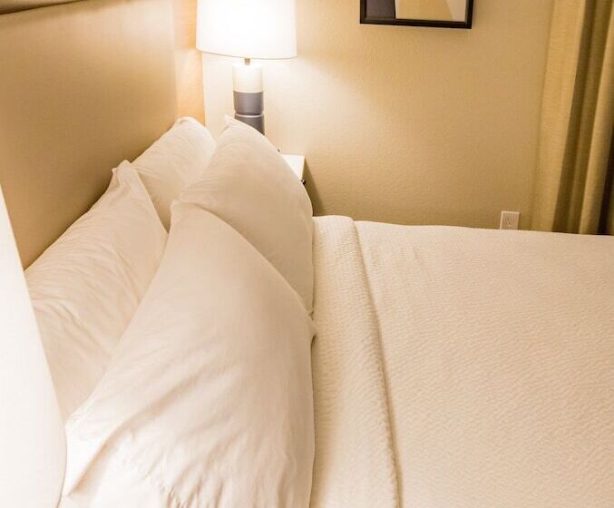 سوئیت برای معلولان, Candlewood Suites Richmond South, An Ihg
