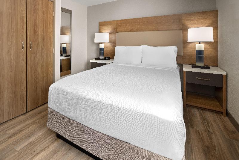 سوئیت برای معلولان, Candlewood Suites Richmond South, An Ihg