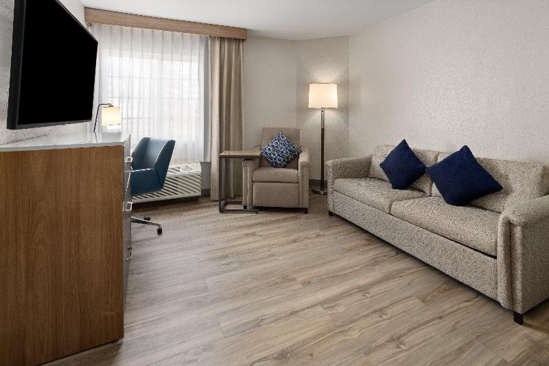 سوئیت برای معلولان, Candlewood Suites Richmond South, An Ihg
