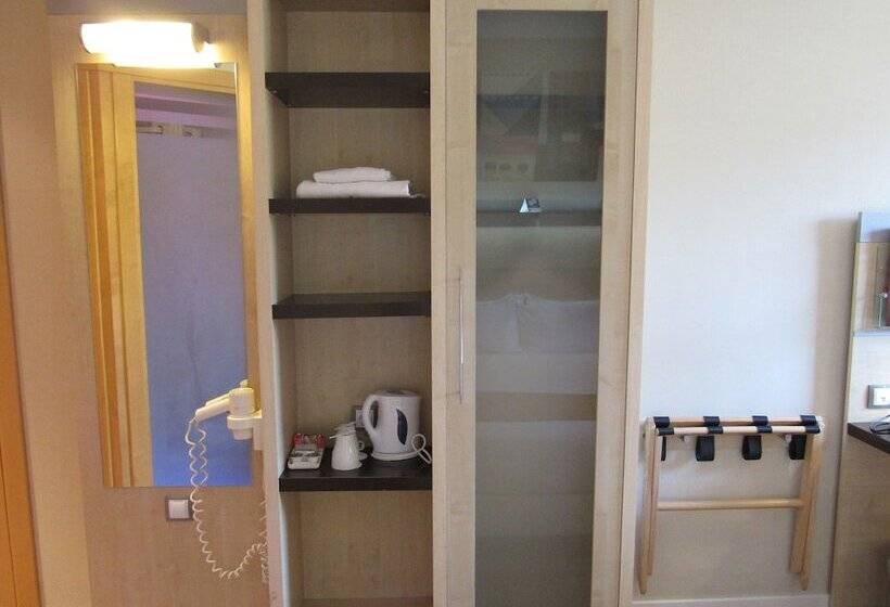 Номер Стандарт, Holiday Inn Express Valencia Bonaire, An Ihg Hotel