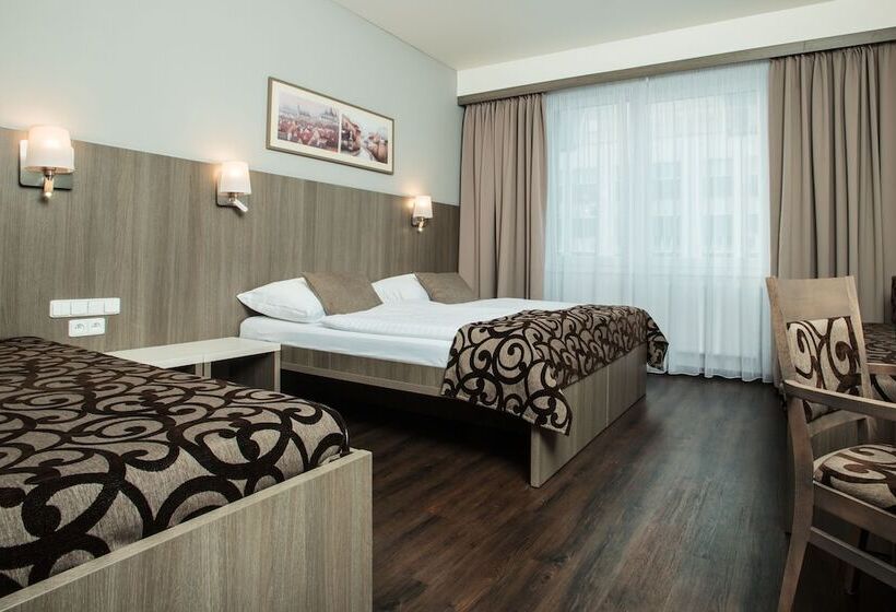 اتاق لوکس سه تخته, Wellness Hotel Step   Czech Leading Hotels