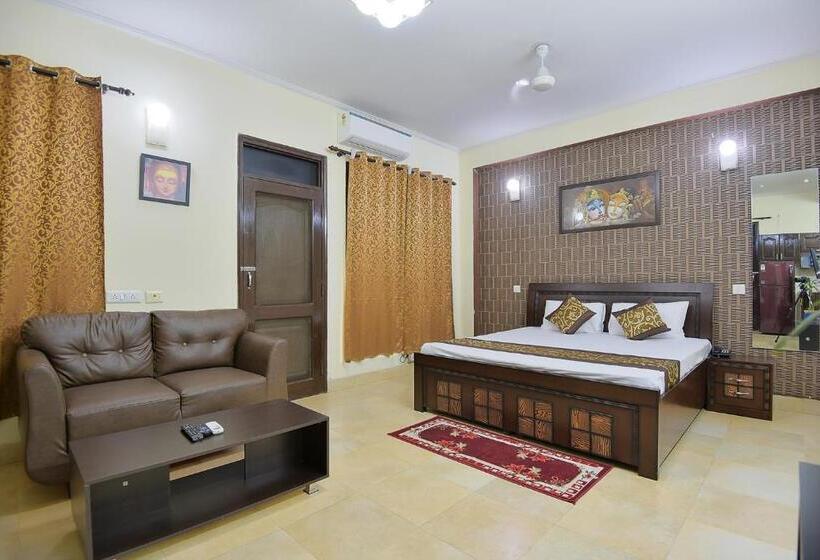 Escritório Estándar, Studio Serviced Apartments Near Fortis Hospital