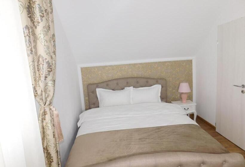 اتاق لوکس, Casa Boem