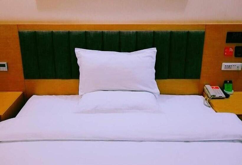 اتاق سوپریور با تخت بزرگ, 7days Premium Shiyan Renmin Road Sanyan Coach Station Branch