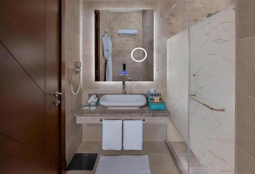 اتاق لوکس با چشم‌انداز استخر, Crystal Inn Hotel   El Alamein