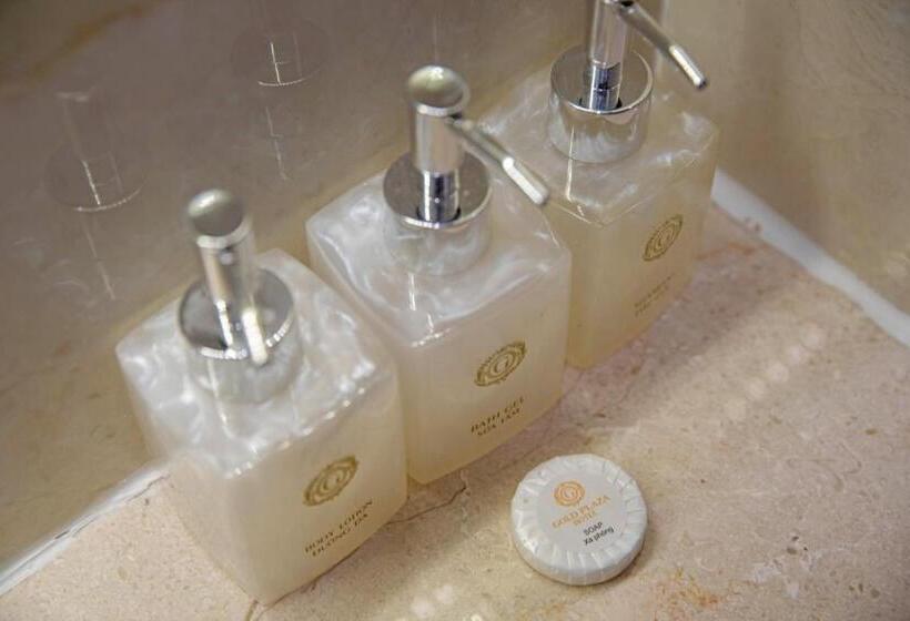 سوئیت جونیور خانوادگی, Gold Plaza Hotel Da Nang