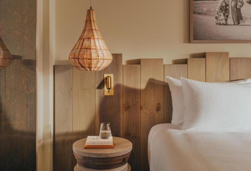 سوییت سوپریور, Hyde Ibiza