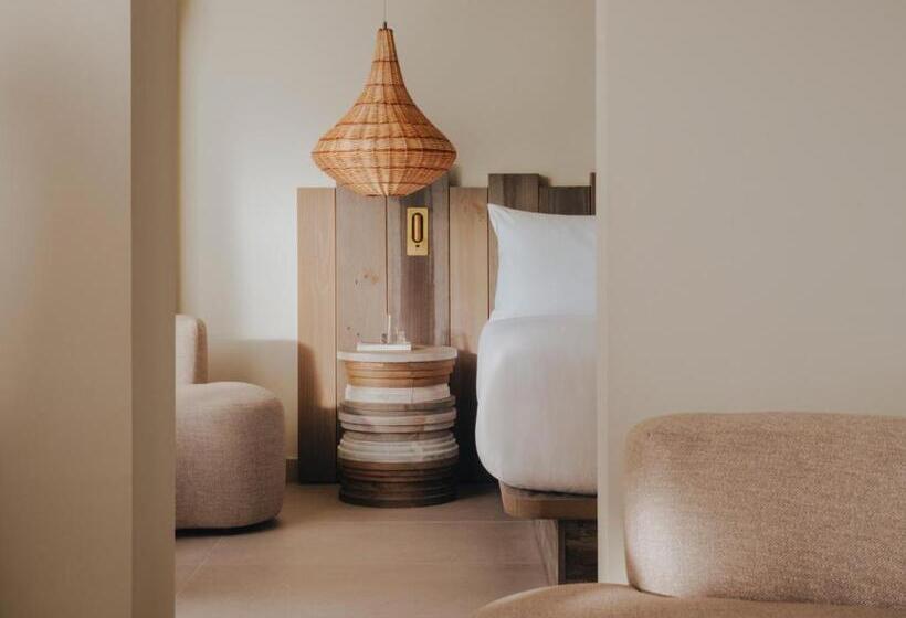 سوییت سوپریور, Hyde Ibiza