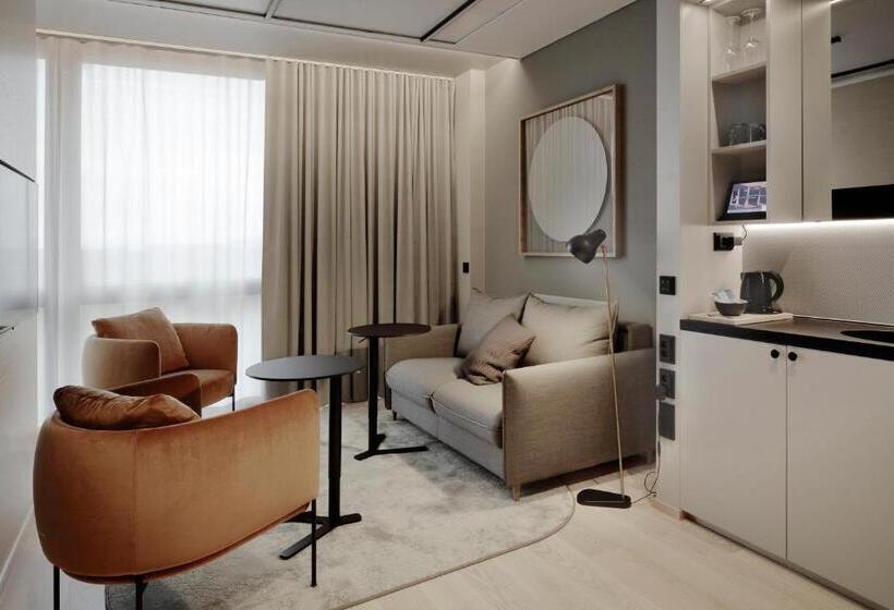 Chambre Triple Deluxe, Valo Hotel & Work Helsinki