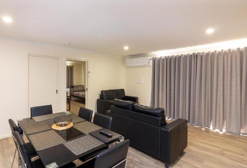 침실 3개 아파트, Paringa Caravan Park