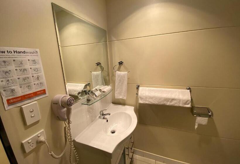 패밀리 룸, Balranald Club Motel