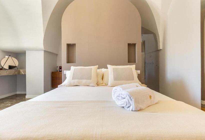 اتاق استاندارد با وان آب گرم, Palazzo Mascetti Executive Rooms
