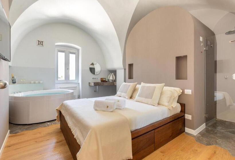 اتاق استاندارد با وان آب گرم, Palazzo Mascetti Executive Rooms