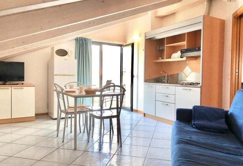 آپارتمان 1 خوابه با چشم‌انداز دریا, Residence Ascot