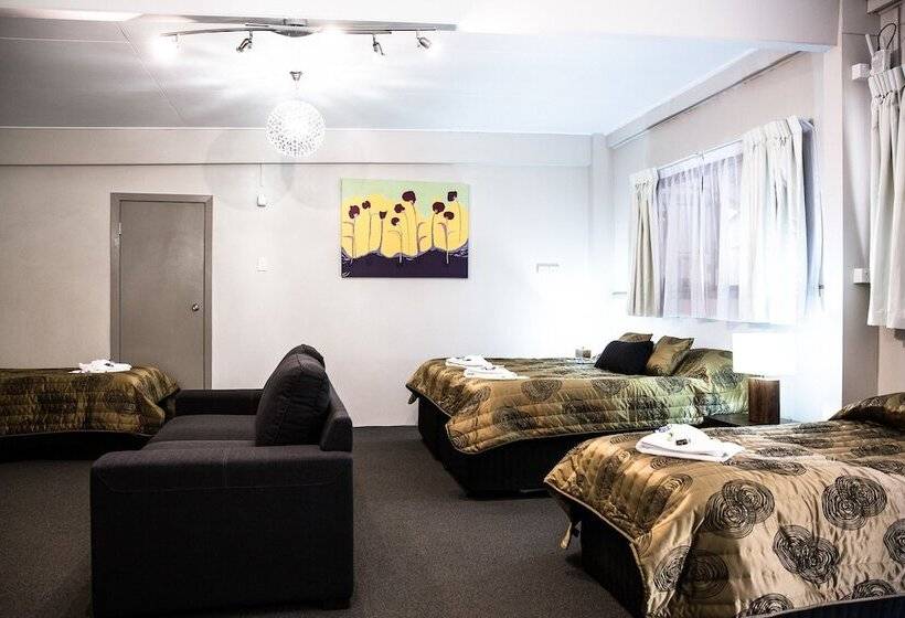 패밀리 스위트, Tall Trees Motel Mountain Retreat